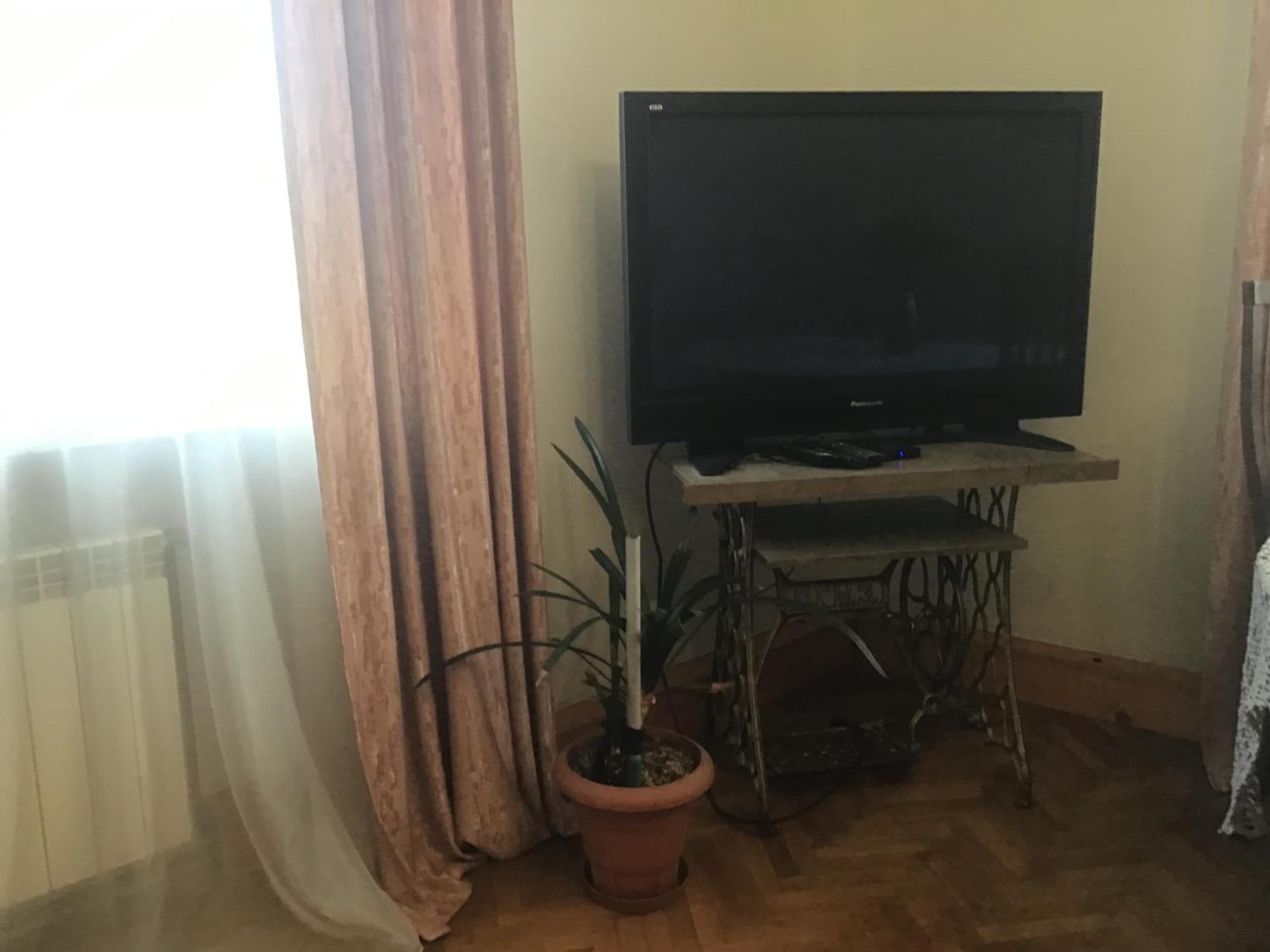 Historical Center Apartment Uzhhorod Bagian luar foto